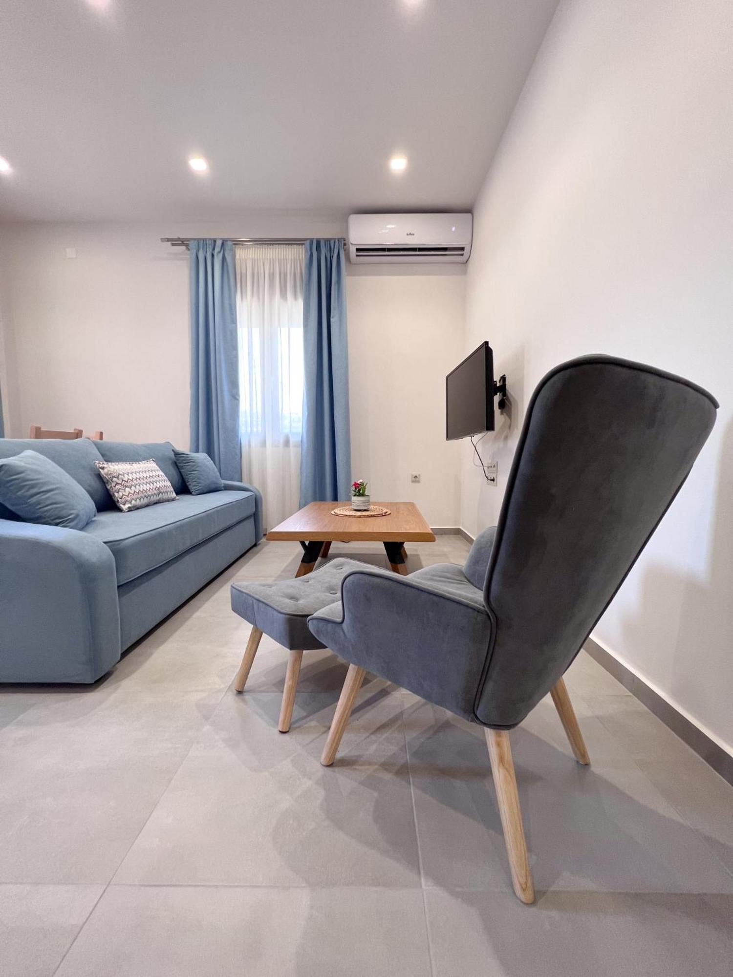 Zeus & Emmanuil Luxury Houses Myrina Extérieur photo