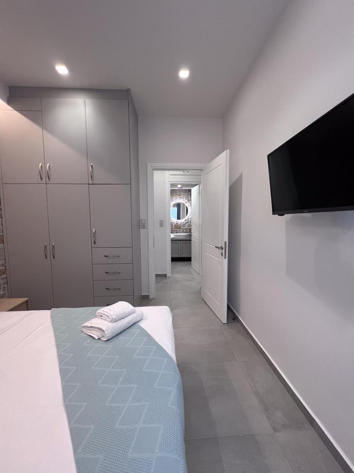 Zeus & Emmanuil Luxury Houses Myrina Extérieur photo