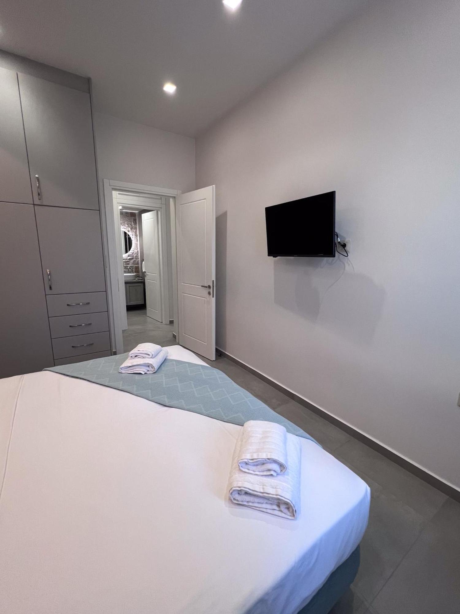 Zeus & Emmanuil Luxury Houses Myrina Extérieur photo